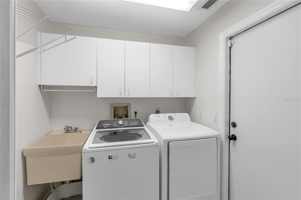 En Venta: $515,000 (3 camas, 3 baños, 2181 Pies cuadrados)