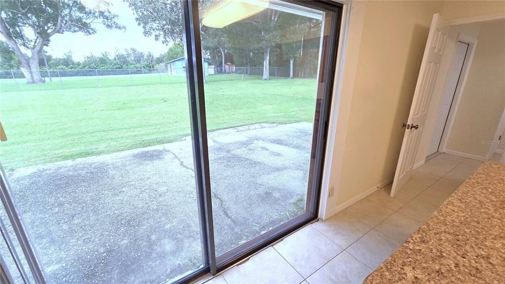 En Renta: $2,500 (4 camas, 2 baños, 2038 Pies cuadrados)