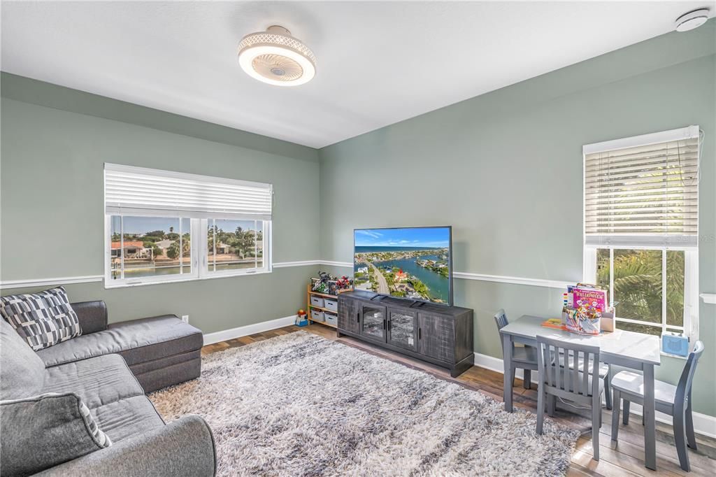 For Sale: $4,290,000 (5 beds, 4 baths, 4766 Square Feet)