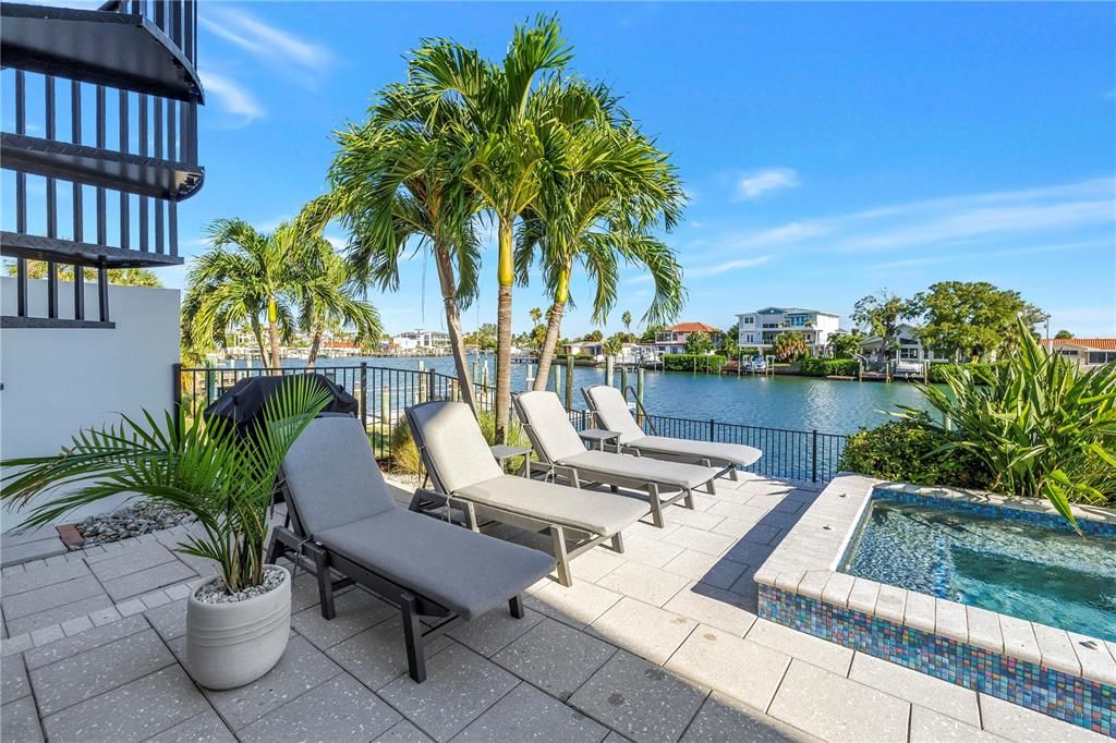 For Sale: $4,290,000 (5 beds, 4 baths, 4766 Square Feet)