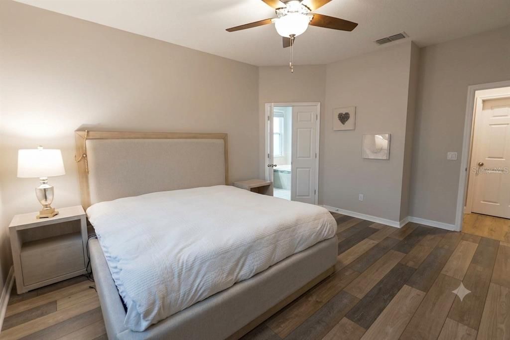 For Sale: $659,000 (3 beds, 2 baths, 2265 Square Feet)