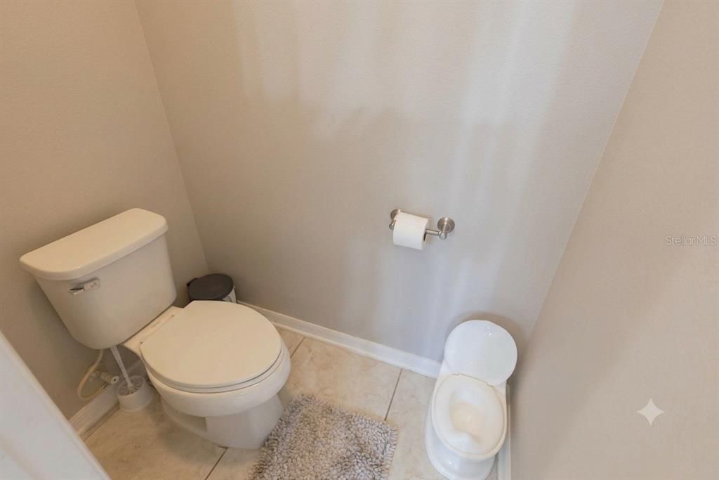 For Sale: $659,000 (3 beds, 2 baths, 2265 Square Feet)