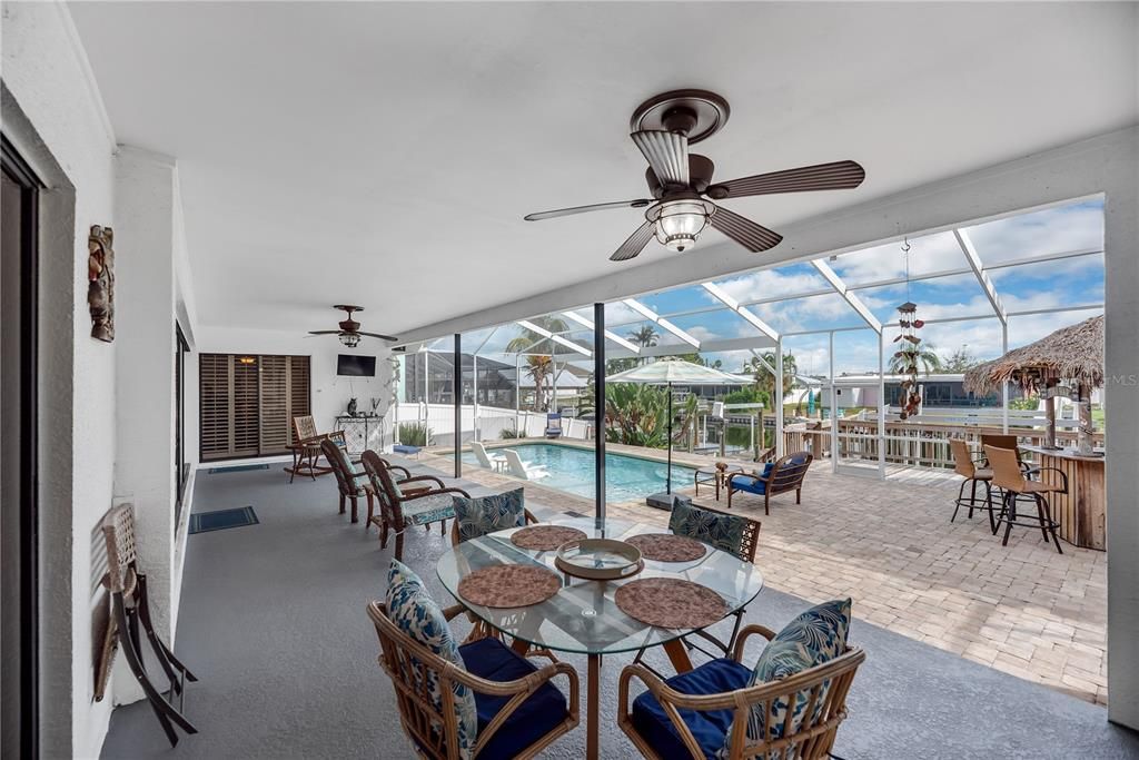 For Sale: $875,000 (4 beds, 2 baths, 1888 Square Feet)