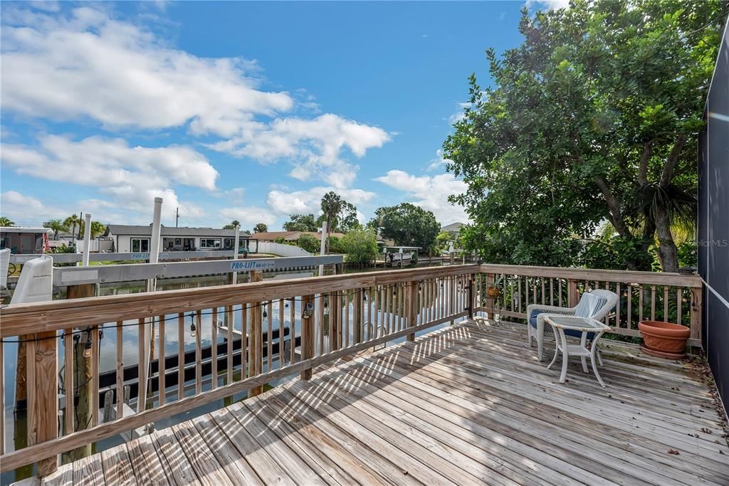 For Sale: $875,000 (4 beds, 2 baths, 1888 Square Feet)