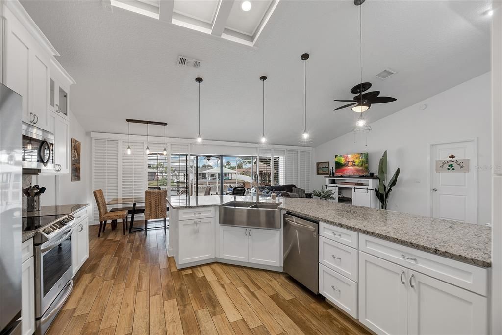 For Sale: $875,000 (4 beds, 2 baths, 1888 Square Feet)