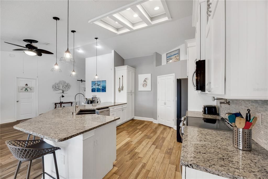 For Sale: $875,000 (4 beds, 2 baths, 1888 Square Feet)