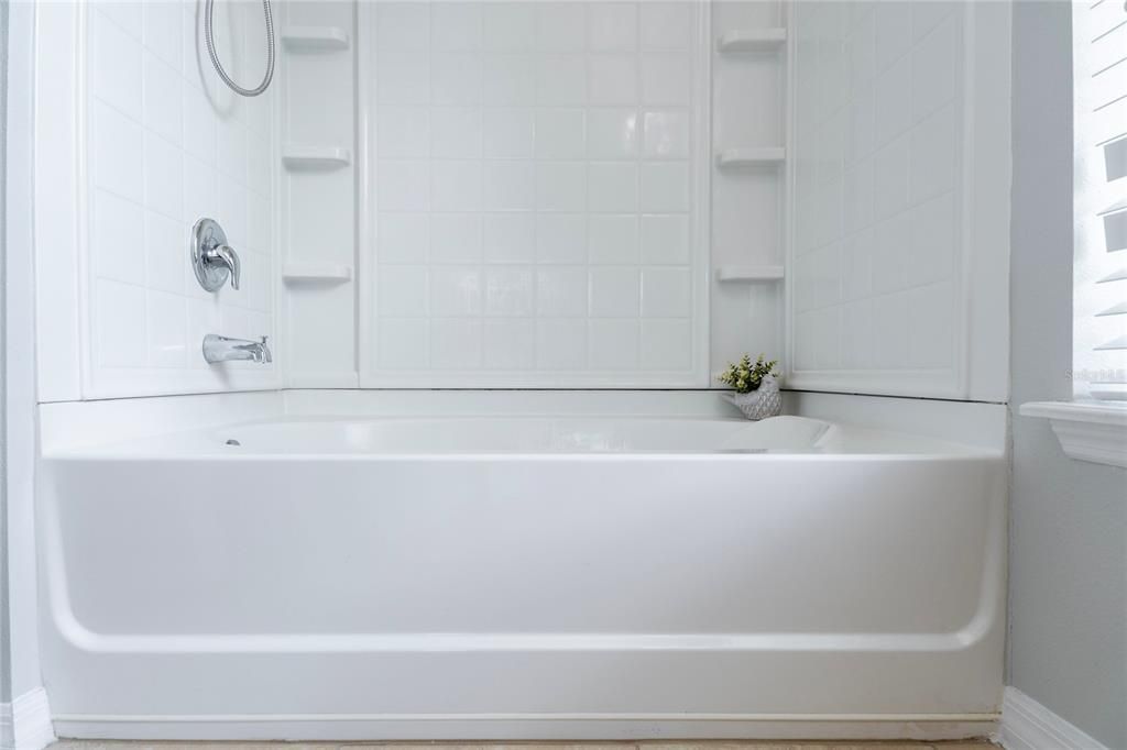 В аренду: $2,095 (2 спален, 2 ванн, 1200 Квадратных фут)