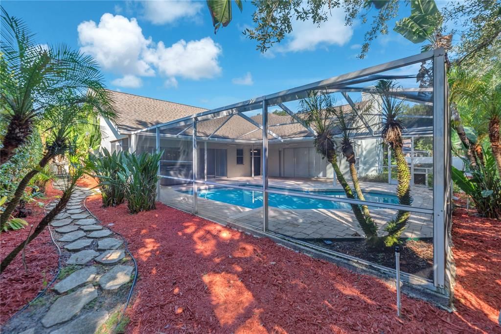 En Venta: $535,000 (4 camas, 2 baños, 2608 Pies cuadrados)