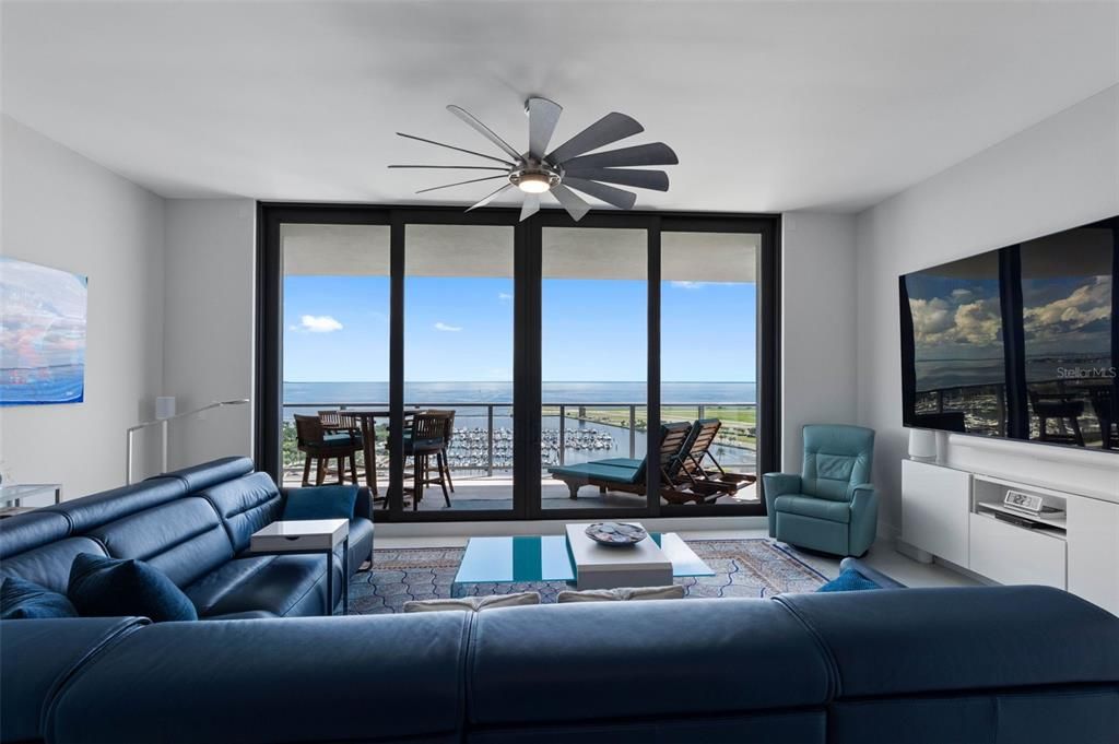 En Venta: $2,599,000 (2 camas, 3 baños, 2006 Pies cuadrados)
