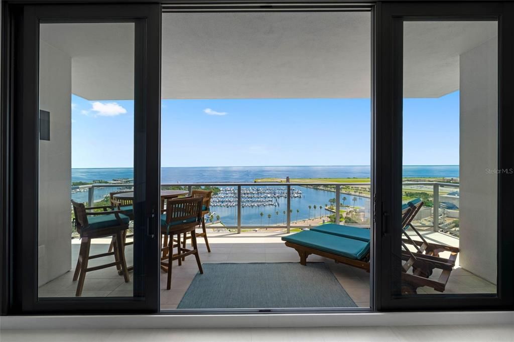 En Venta: $2,599,000 (2 camas, 3 baños, 2006 Pies cuadrados)