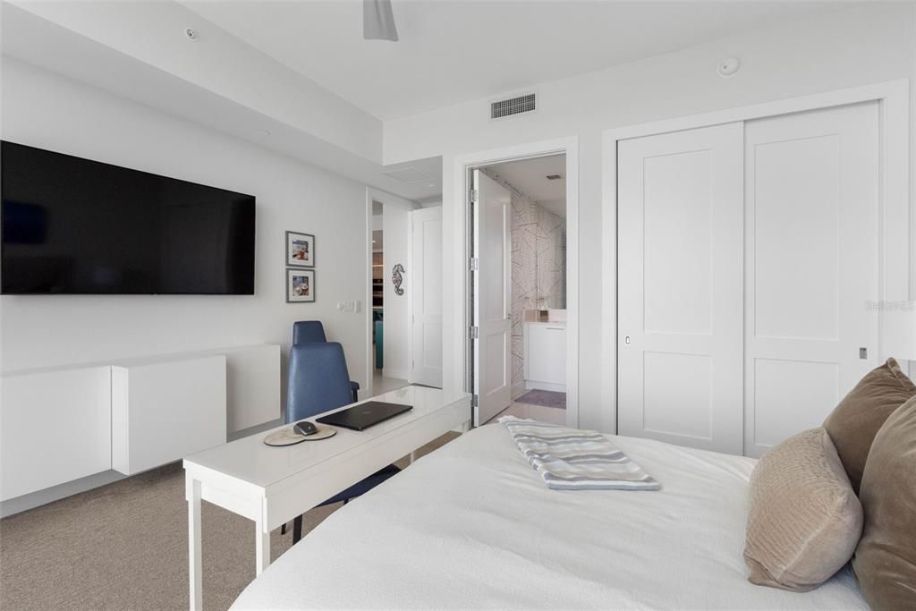En Venta: $2,599,000 (2 camas, 3 baños, 2006 Pies cuadrados)