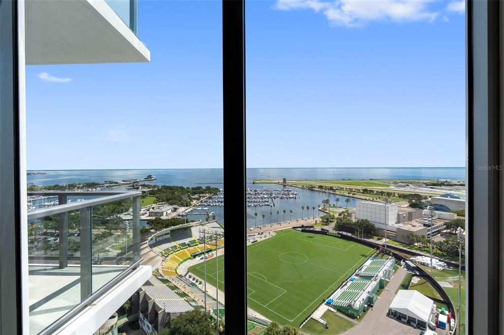 En Venta: $2,599,000 (2 camas, 3 baños, 2006 Pies cuadrados)