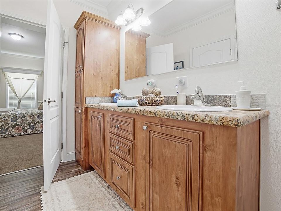 For Sale: $329,000 (2 beds, 3 baths, 1560 Square Feet)