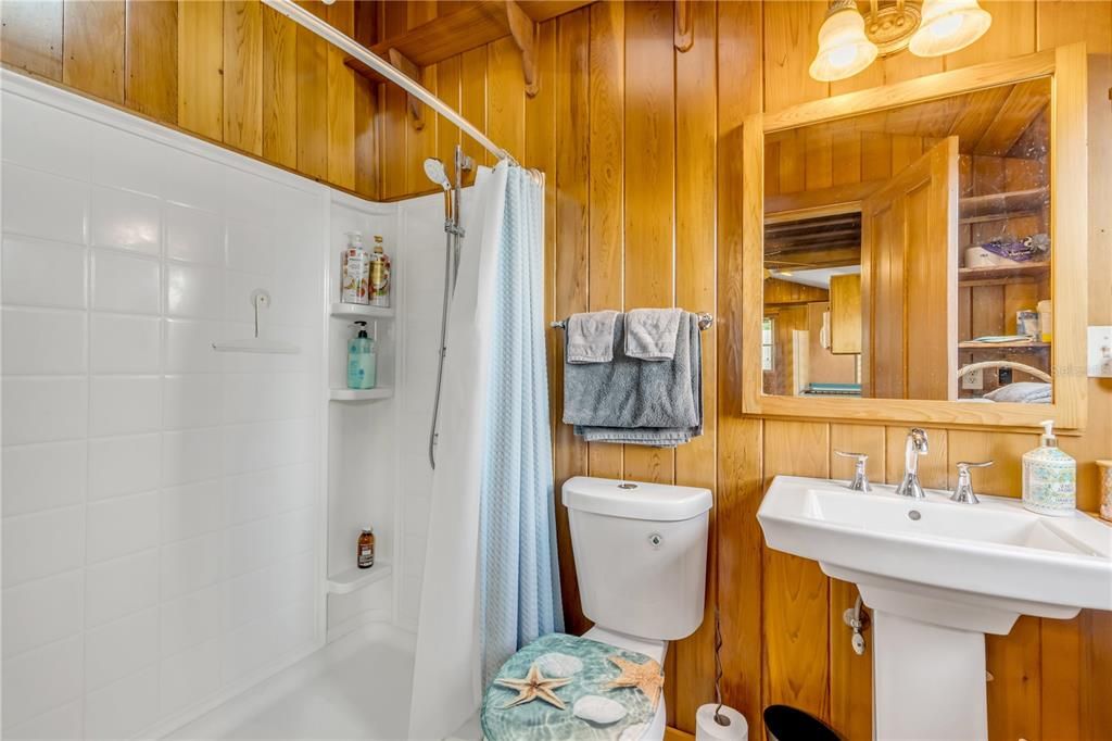En Venta: $650,000 (5 camas, 0 baños, 3300 Pies cuadrados)