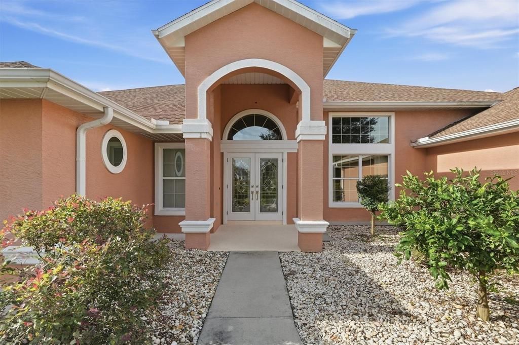 For Sale: $799,000 (4 beds, 2 baths, 3030 Square Feet)
