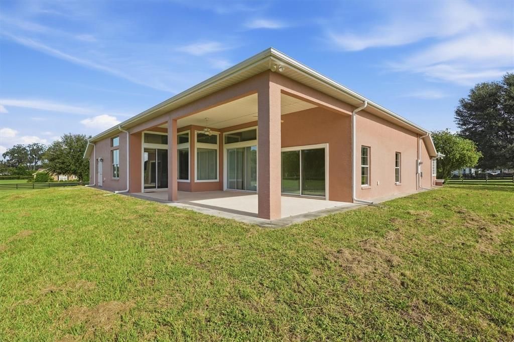 For Sale: $799,000 (4 beds, 2 baths, 3030 Square Feet)