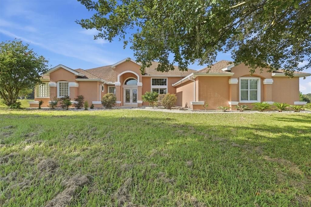 For Sale: $799,000 (4 beds, 2 baths, 3030 Square Feet)