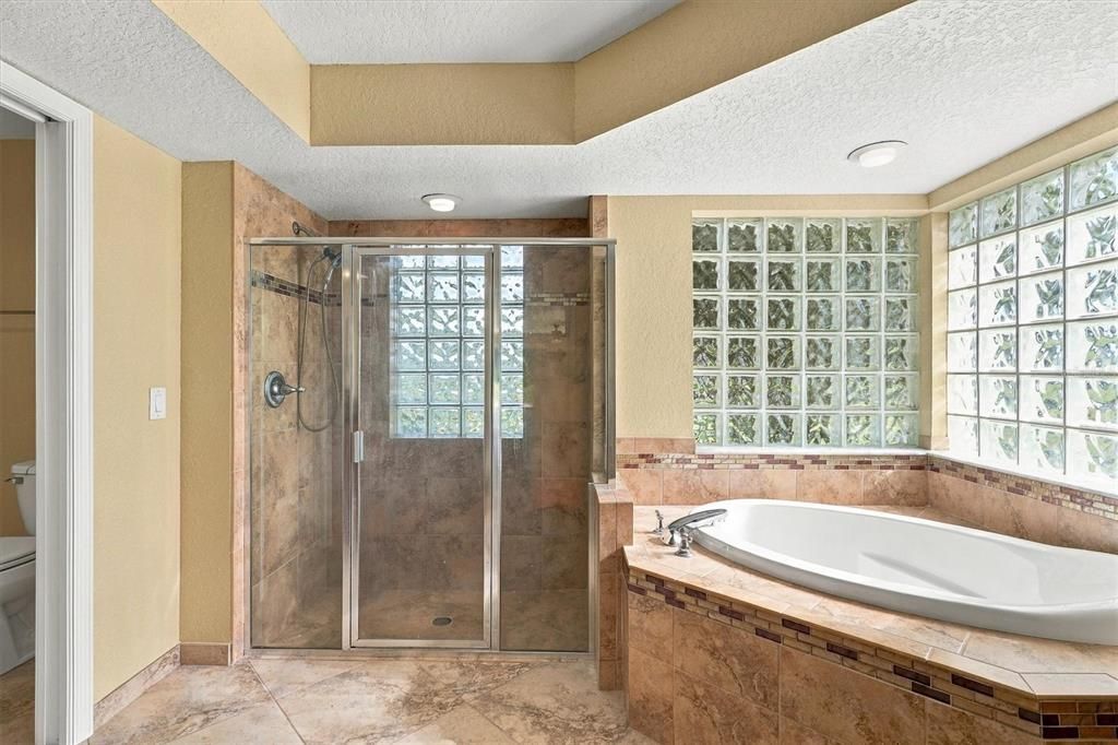 For Sale: $799,000 (4 beds, 2 baths, 3030 Square Feet)