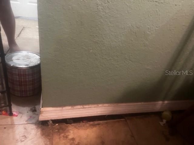 For Sale: $150,000 (4 beds, 2 baths, 1800 Square Feet)
