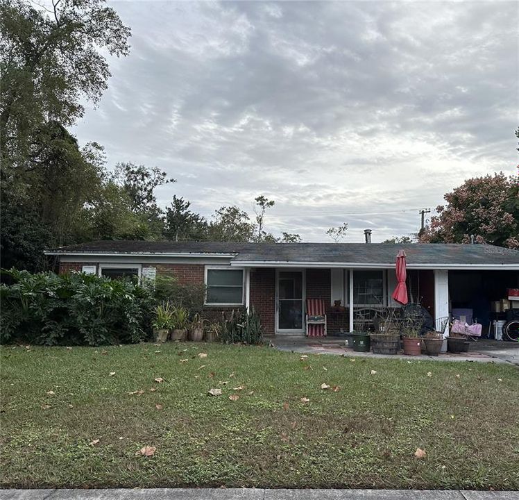 For Sale: $150,000 (4 beds, 2 baths, 1800 Square Feet)