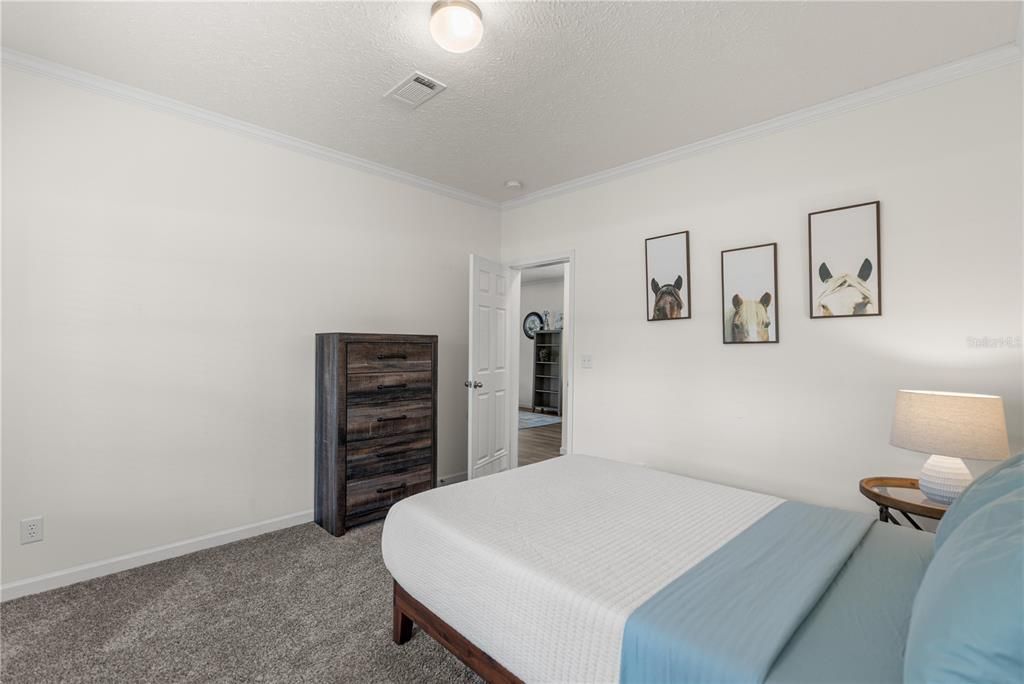 For Sale: $289,900 (3 beds, 2 baths, 1841 Square Feet)