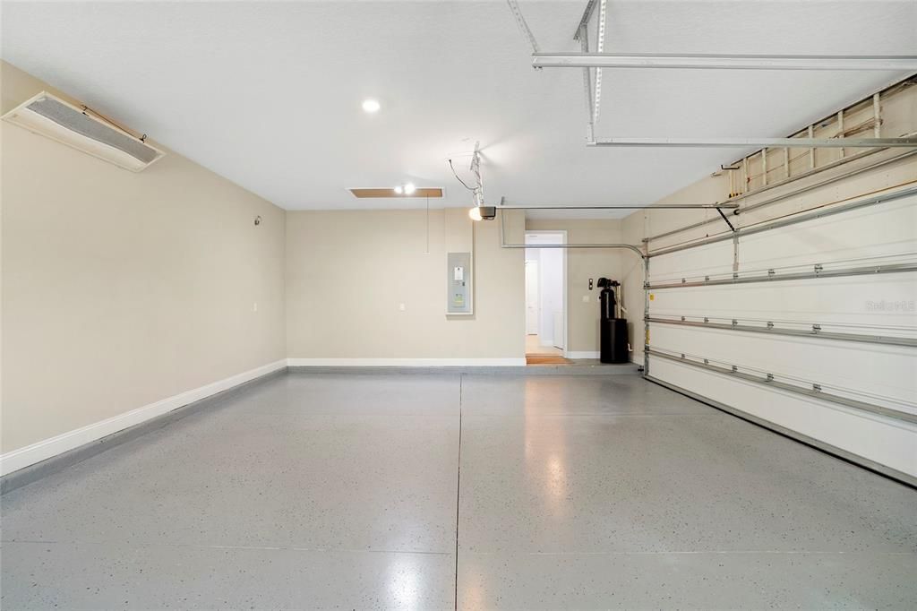 En Venta: $875,000 (4 camas, 3 baños, 2682 Pies cuadrados)