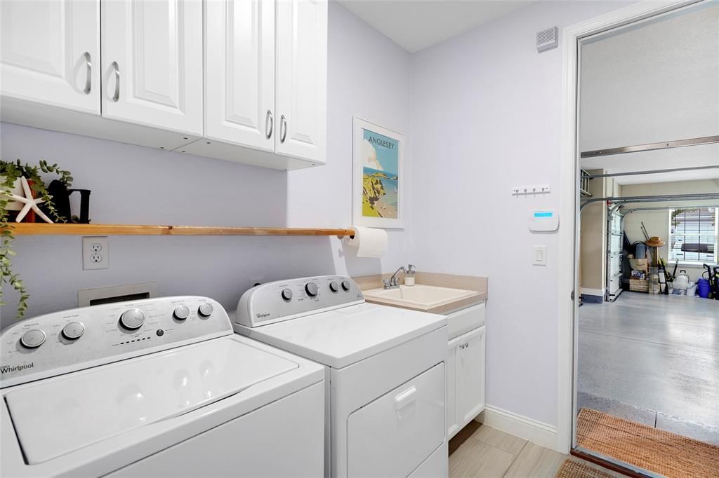 En Venta: $875,000 (4 camas, 3 baños, 2682 Pies cuadrados)