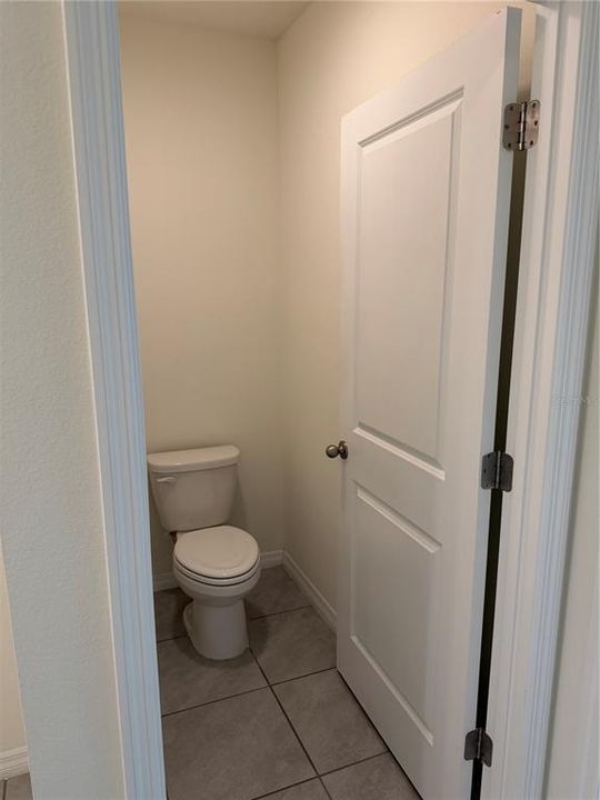 For Rent: $2,000 (3 beds, 2 baths, 1670 Square Feet)