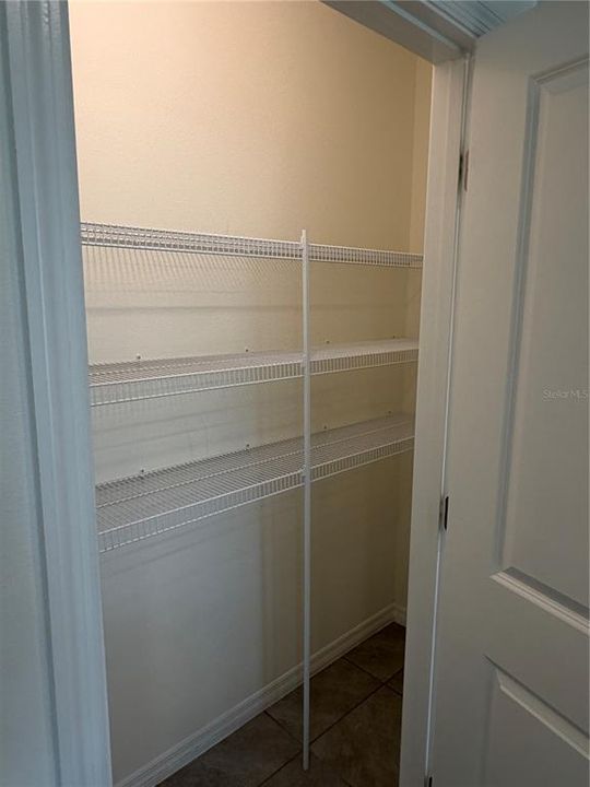 For Rent: $2,000 (3 beds, 2 baths, 1670 Square Feet)