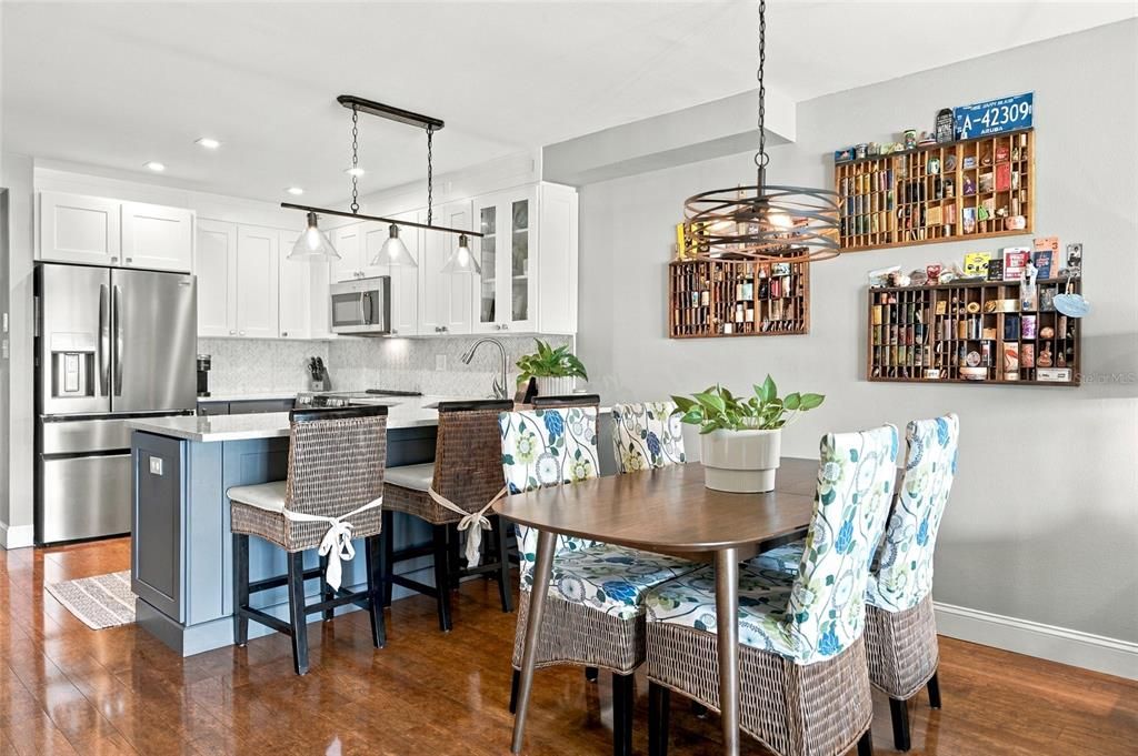 For Sale: $850,000 (3 beds, 2 baths, 1660 Square Feet)