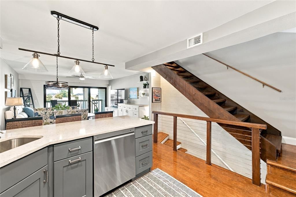 For Sale: $850,000 (3 beds, 2 baths, 1660 Square Feet)