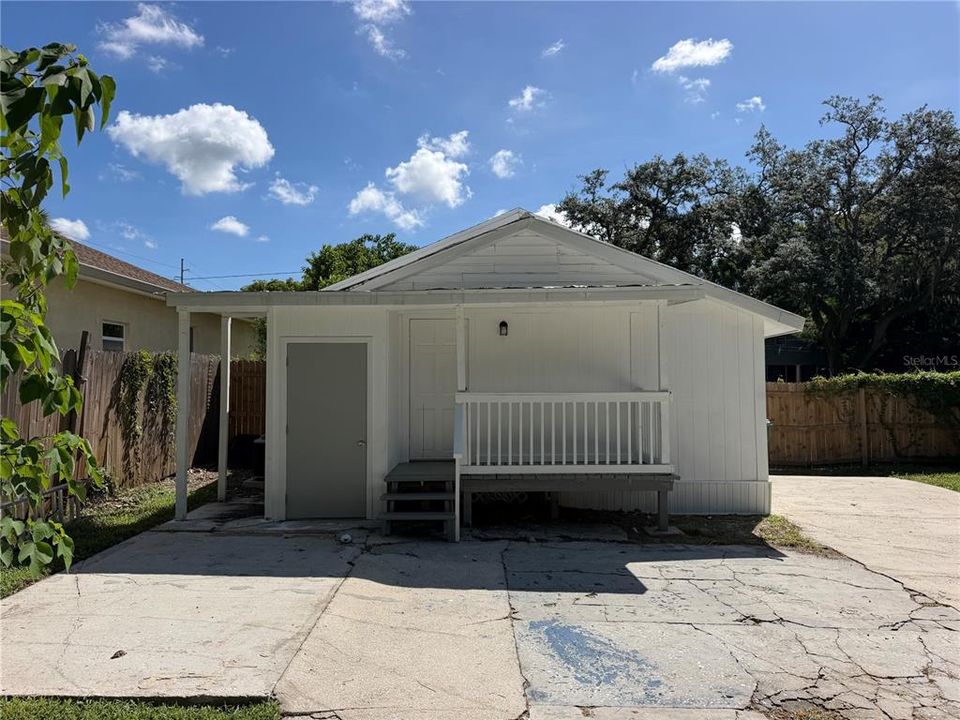 En Venta: $229,900 (2 camas, 2 baños, 760 Pies cuadrados)