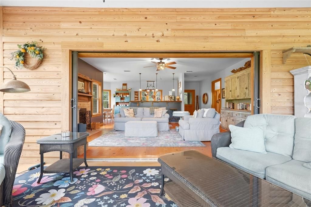 En Venta: $425,000 (2 camas, 1 baños, 1045 Pies cuadrados)