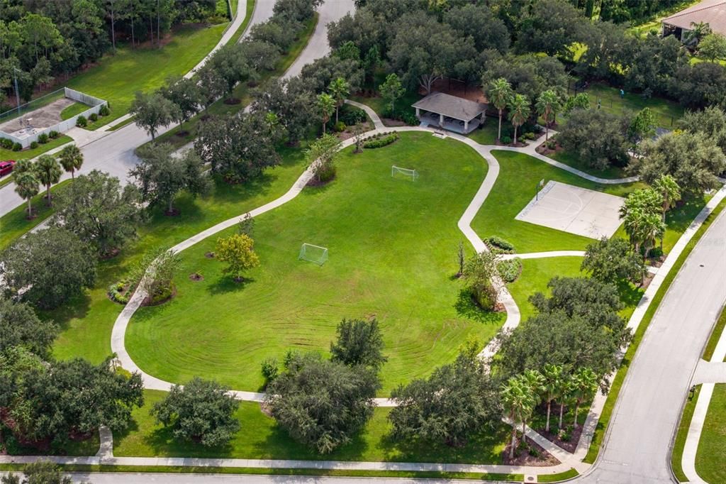 En Venta: $950,000 (4 camas, 3 baños, 3102 Pies cuadrados)