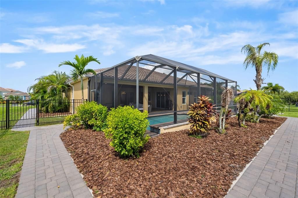 En Venta: $950,000 (4 camas, 3 baños, 3102 Pies cuadrados)