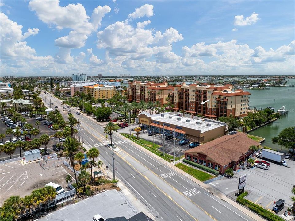 For Sale: $1,725,000 (3 beds, 3 baths, 2460 Square Feet)
