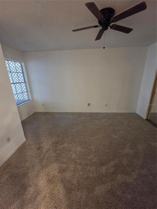 For Rent: $1,600 (2 beds, 2 baths, 992 Square Feet)