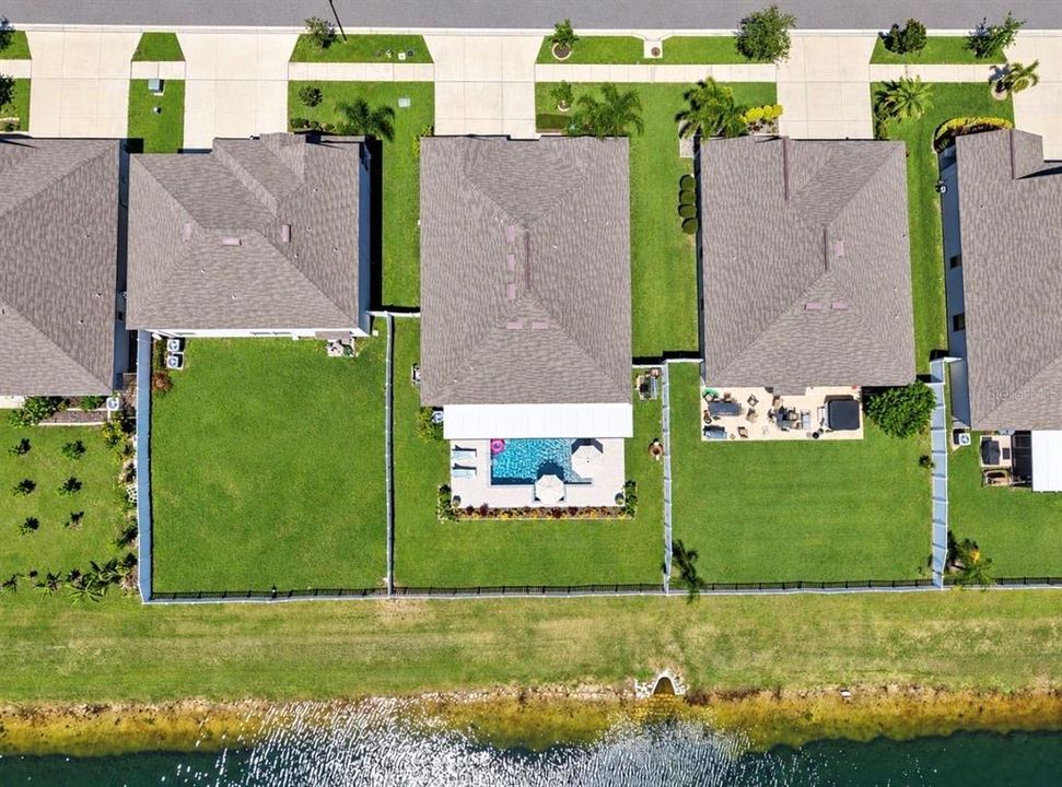 На продажу: $499,999 (4 спален, 2 ванн, 2439 Квадратных фут)