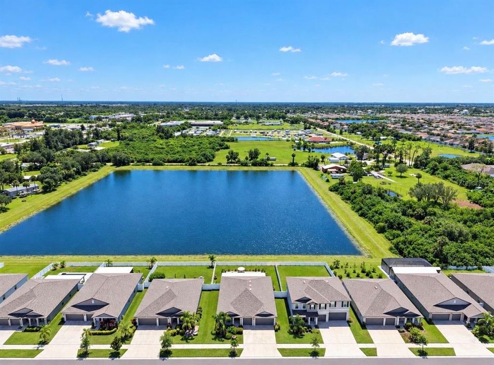 На продажу: $499,999 (4 спален, 2 ванн, 2439 Квадратных фут)
