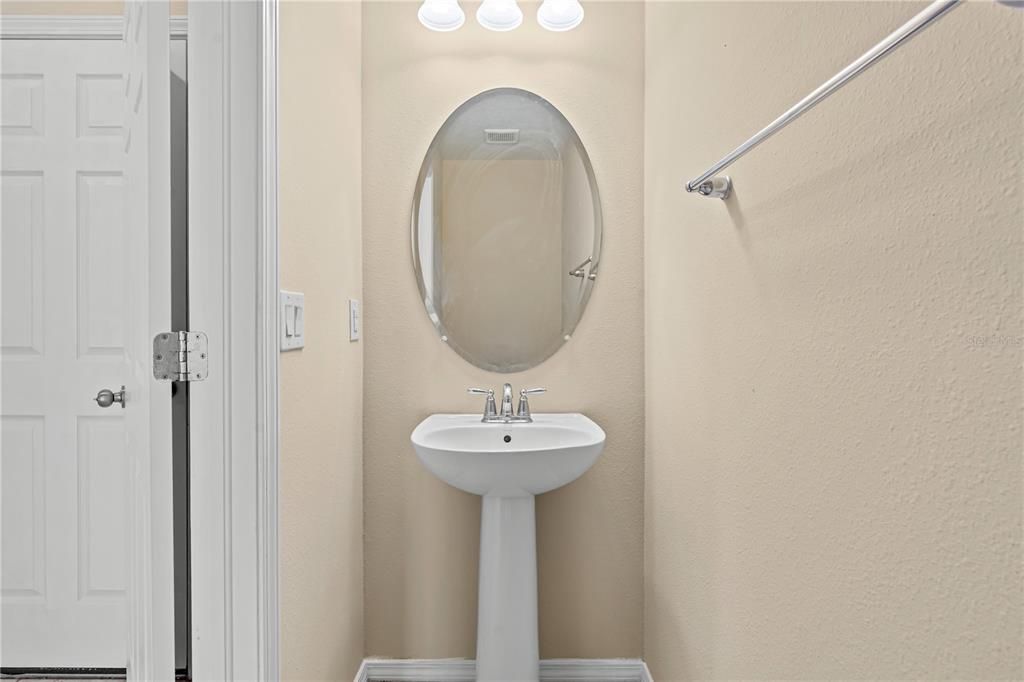 En Venta: $259,999 (3 camas, 2 baños, 1880 Pies cuadrados)
