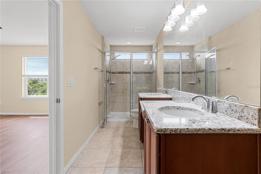 En Venta: $259,999 (3 camas, 2 baños, 1880 Pies cuadrados)