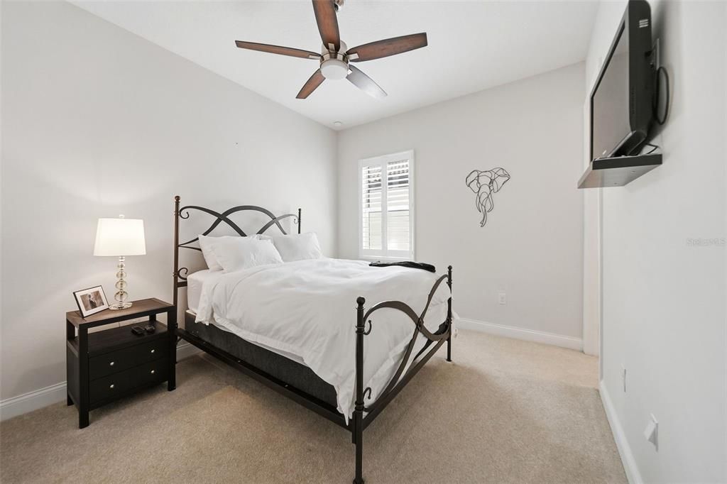 For Sale: $919,000 (3 beds, 3 baths, 2311 Square Feet)