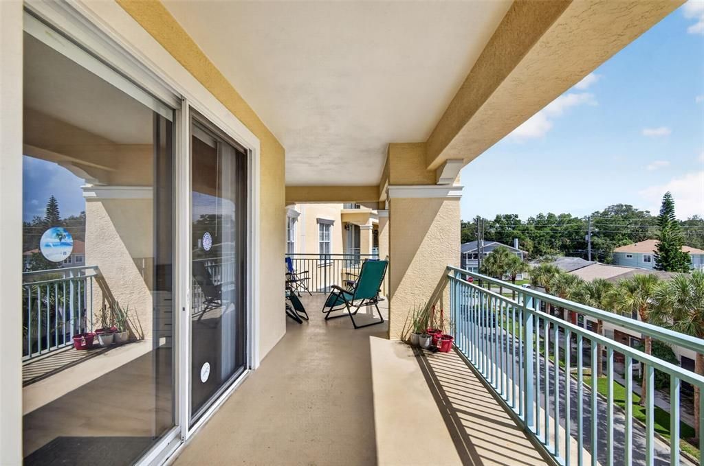 En Venta: $725,000 (2 camas, 2 baños, 1741 Pies cuadrados)