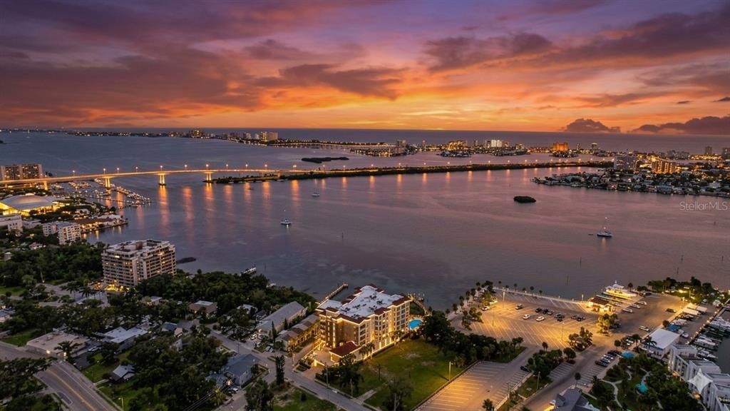 En Venta: $725,000 (2 camas, 2 baños, 1741 Pies cuadrados)
