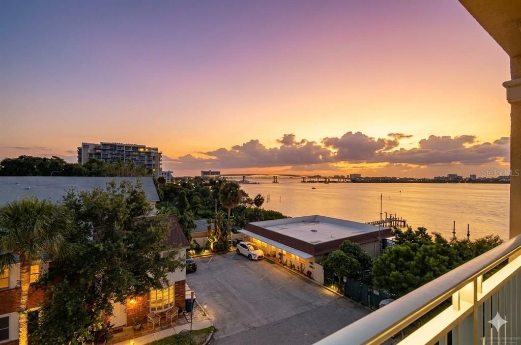 En Venta: $725,000 (2 camas, 2 baños, 1741 Pies cuadrados)