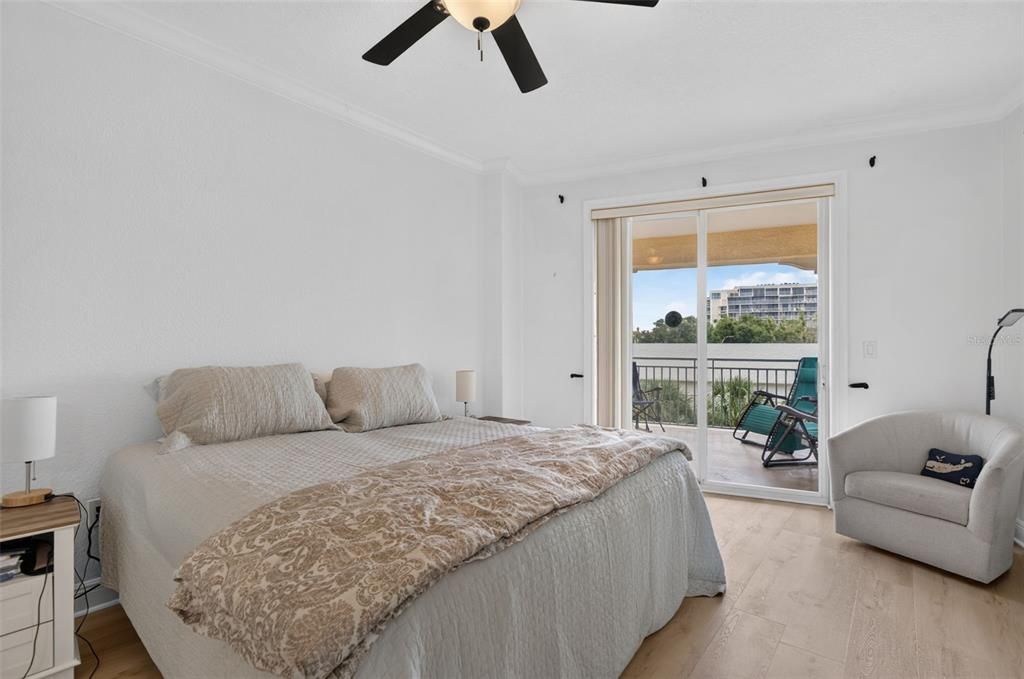 En Venta: $725,000 (2 camas, 2 baños, 1741 Pies cuadrados)