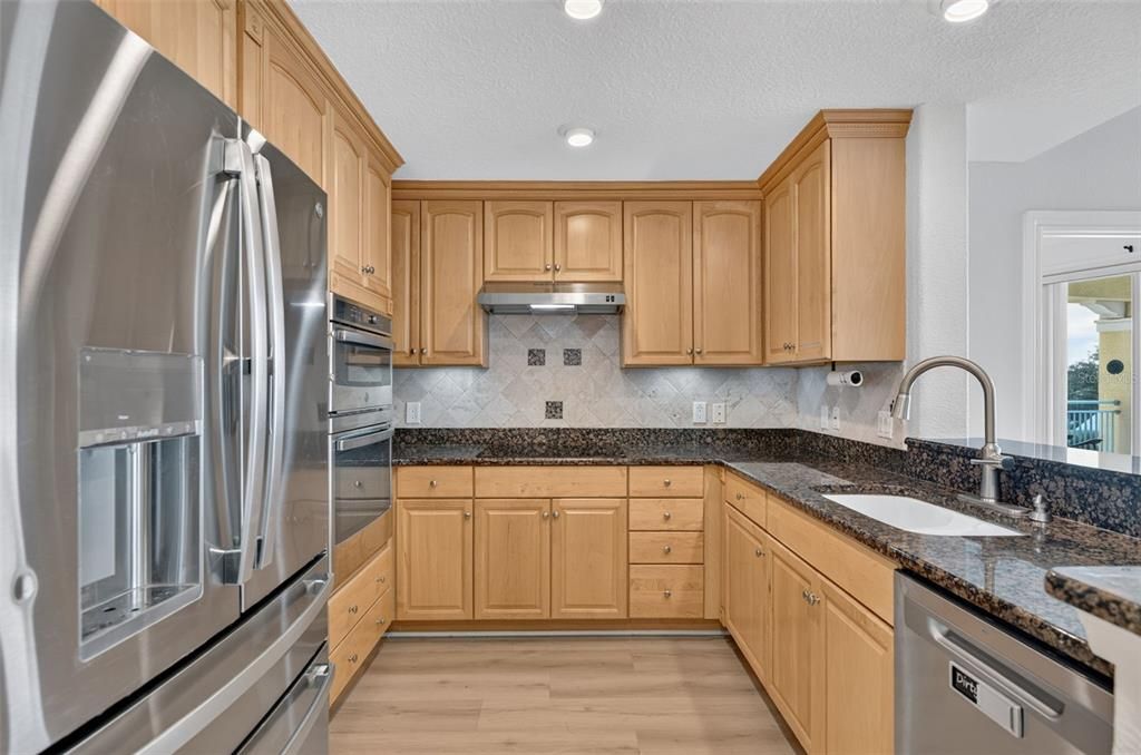 En Venta: $725,000 (2 camas, 2 baños, 1741 Pies cuadrados)