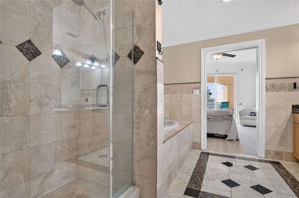 En Venta: $725,000 (2 camas, 2 baños, 1741 Pies cuadrados)