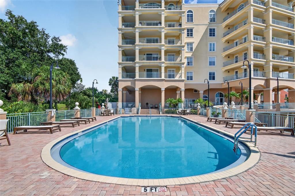 En Venta: $725,000 (2 camas, 2 baños, 1741 Pies cuadrados)