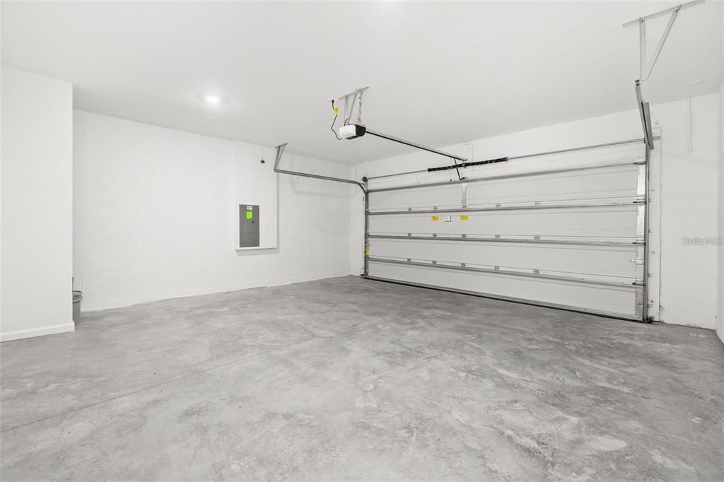 En Renta: $2,300 (4 camas, 2 baños, 1880 Pies cuadrados)